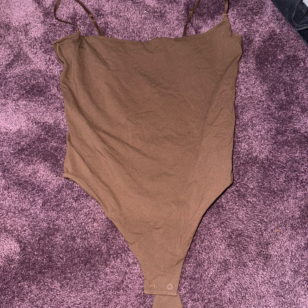 SKIMS Cami Bodysuit in Brown size Large